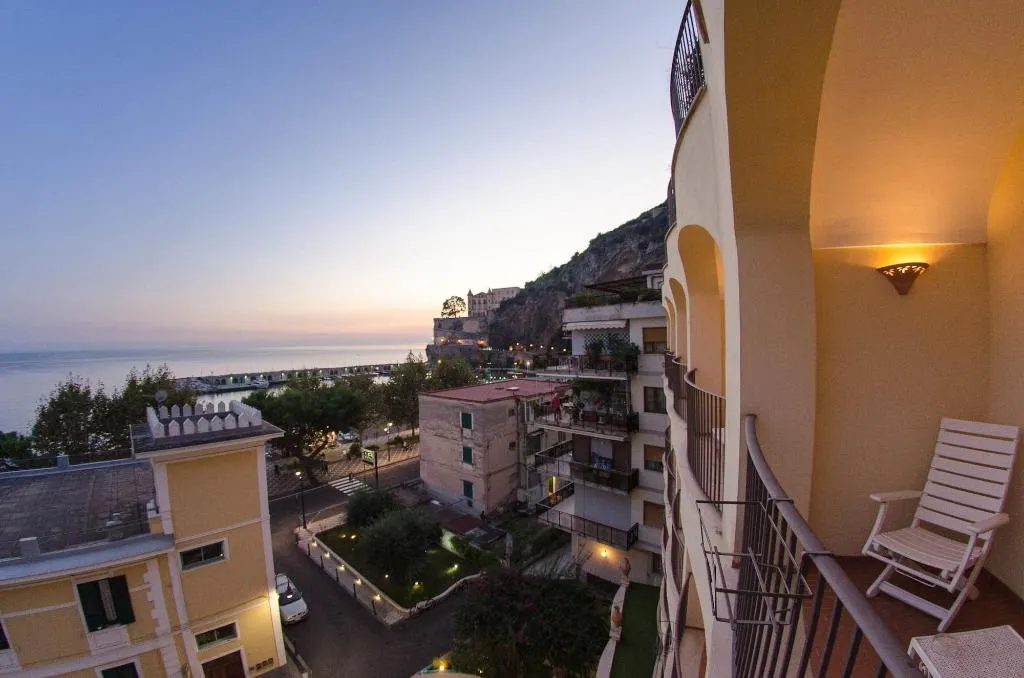 Room, Hotel San Francesco, Naples