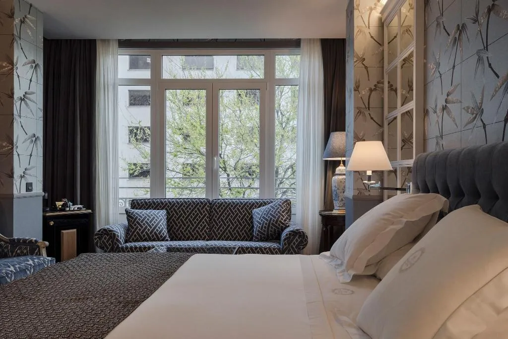 DOUBLE DELUXE QUEEN BED Room, Relais & Châteaux Heritage Madrid, Salamanca