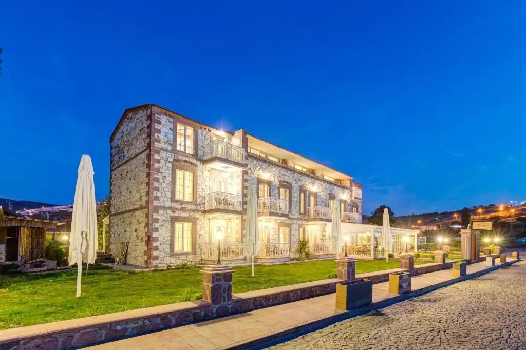 General view, Navali̇a Otel, Izmir