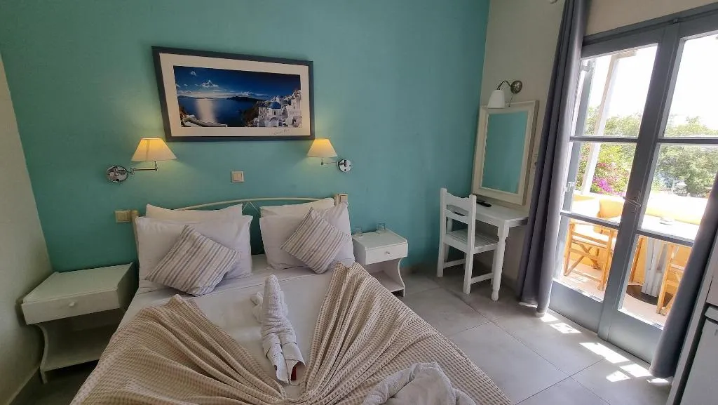 Room, Nostos Beach, Santorini