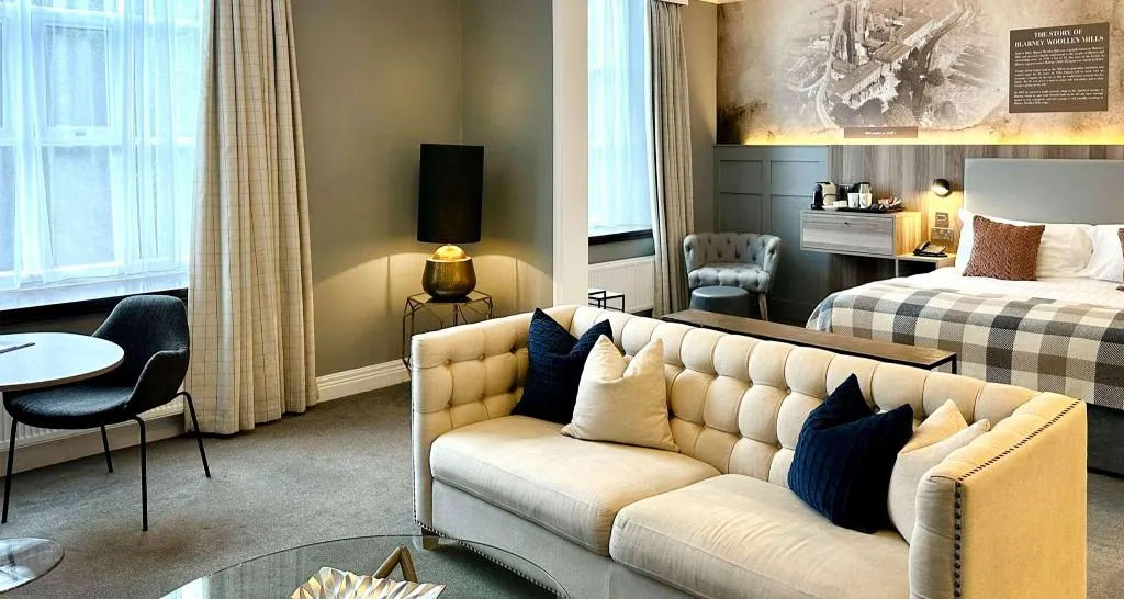 SUITE Presidential Room, Blarney Woollen Mills Hotel BW Signature Col, Cork