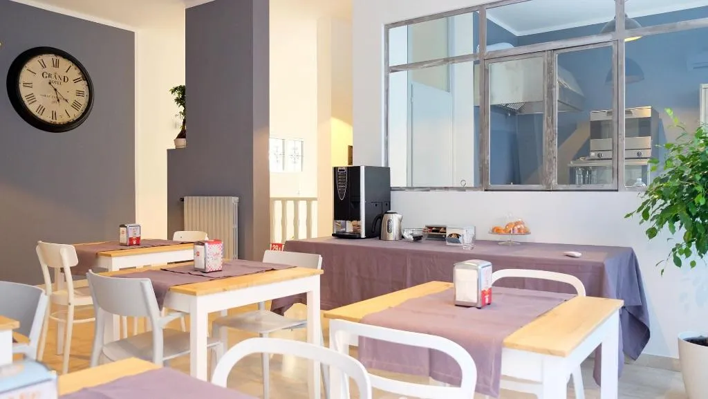 Restaurant, B&B I 10 Mondi, Milan