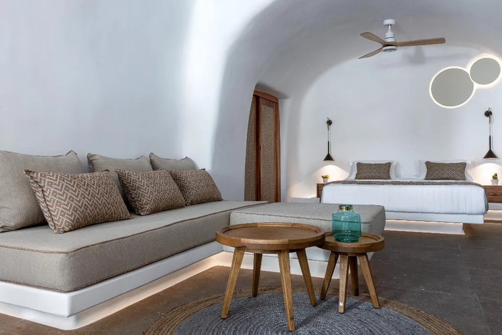 Room, Victoria Caves, Santorini