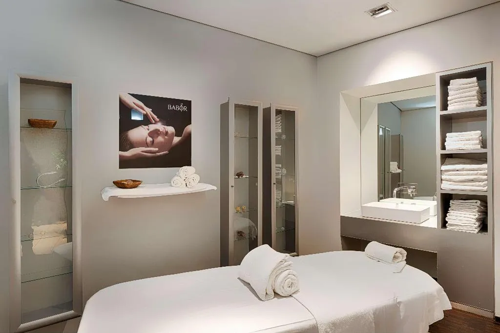 Sports and Entertainment, Radisson Collection Hotel, Berlin, Berlin