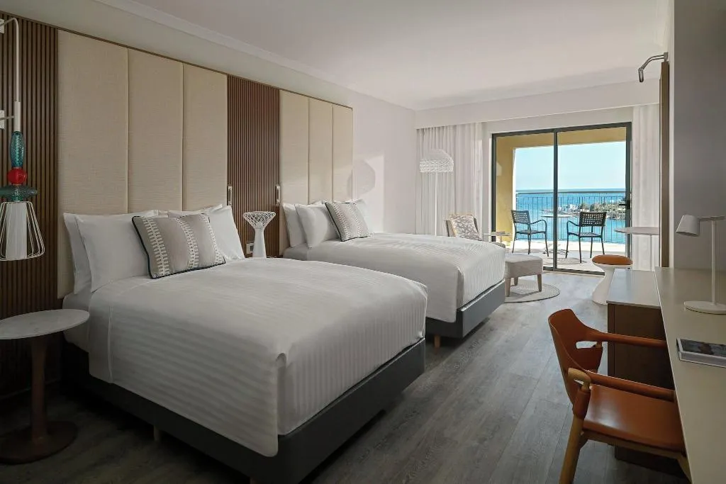 Room DELUXE SEA VIEW Room, Marriott Malta Hotel & Spa, Malta