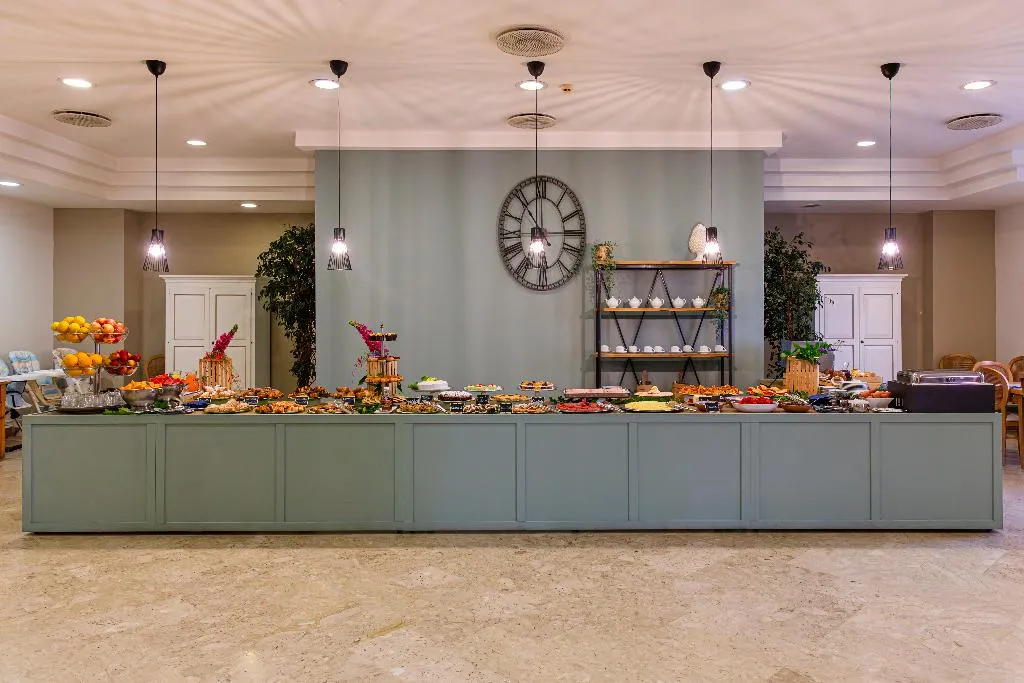 Restaurant, Punta Nord-Est, Palermo