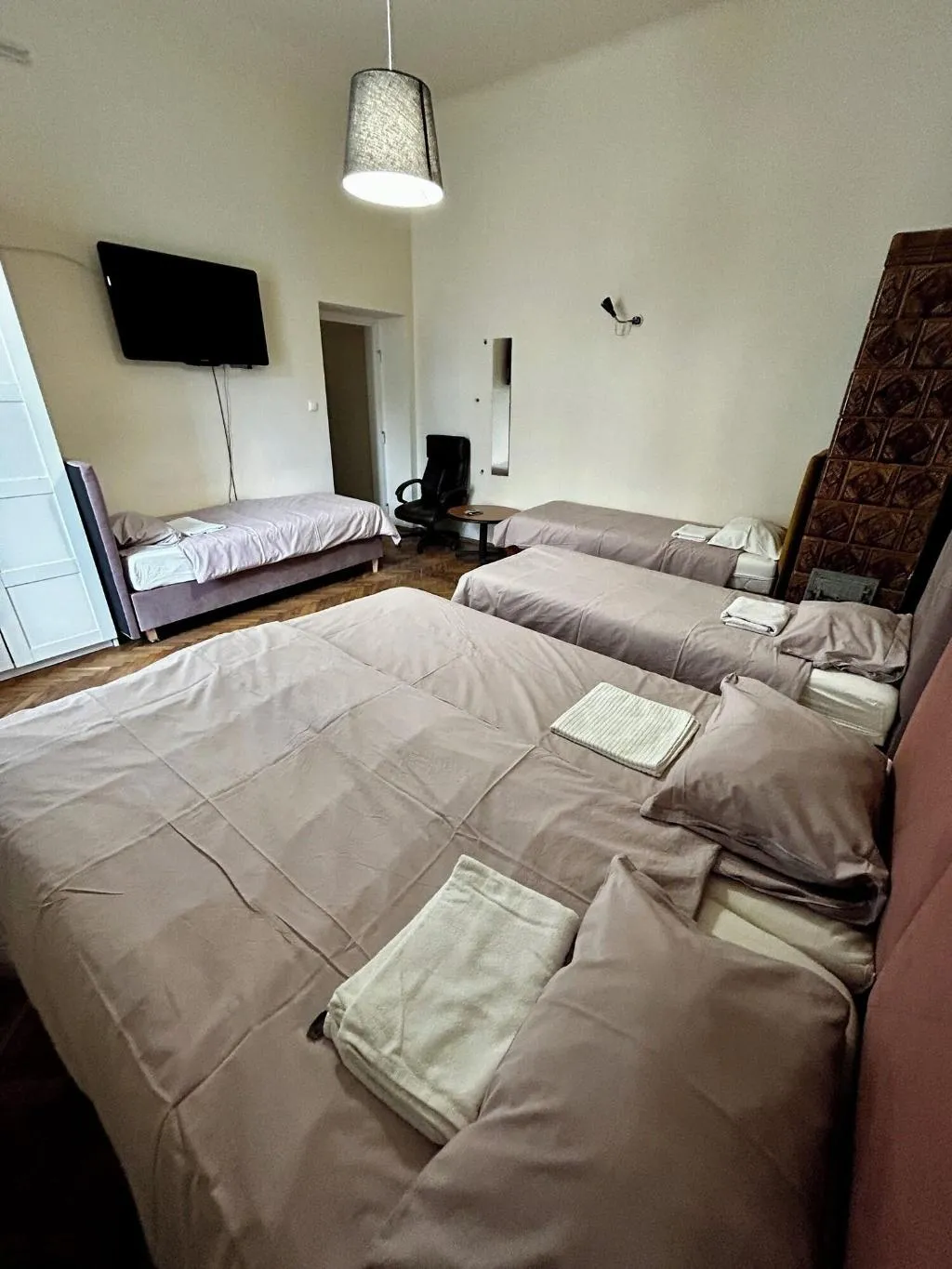 Room, AMEN Aparthotel Curie 8, Krakow