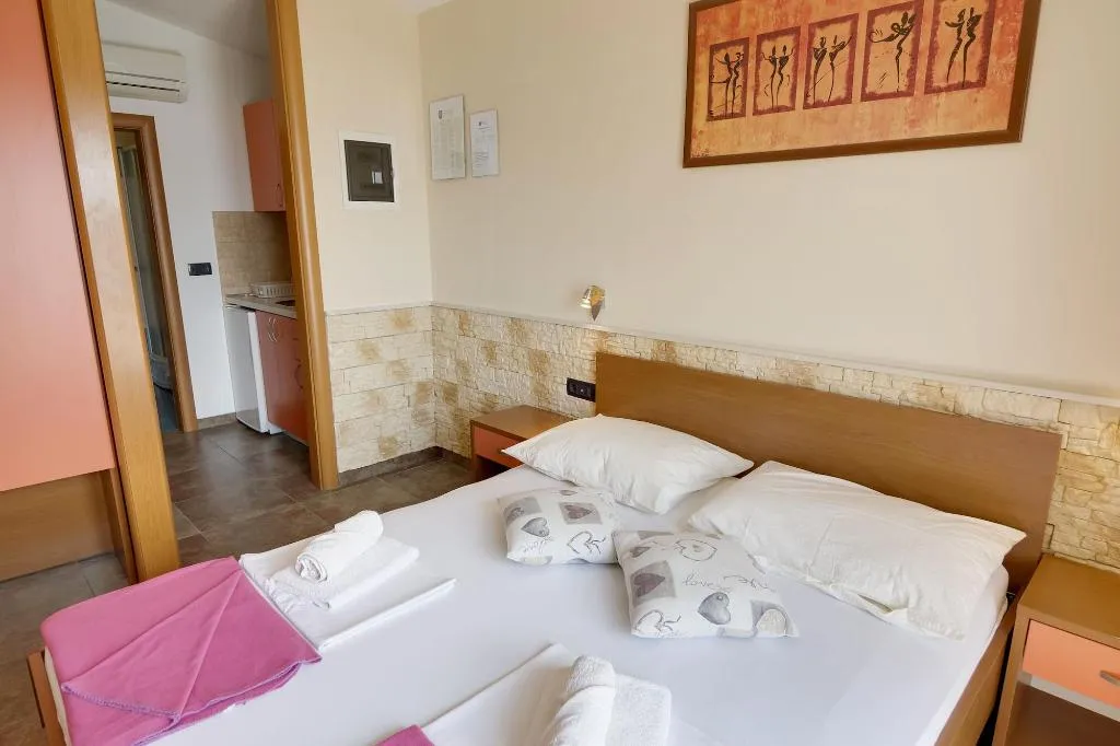 Room, Pansion Dalmacija, Split