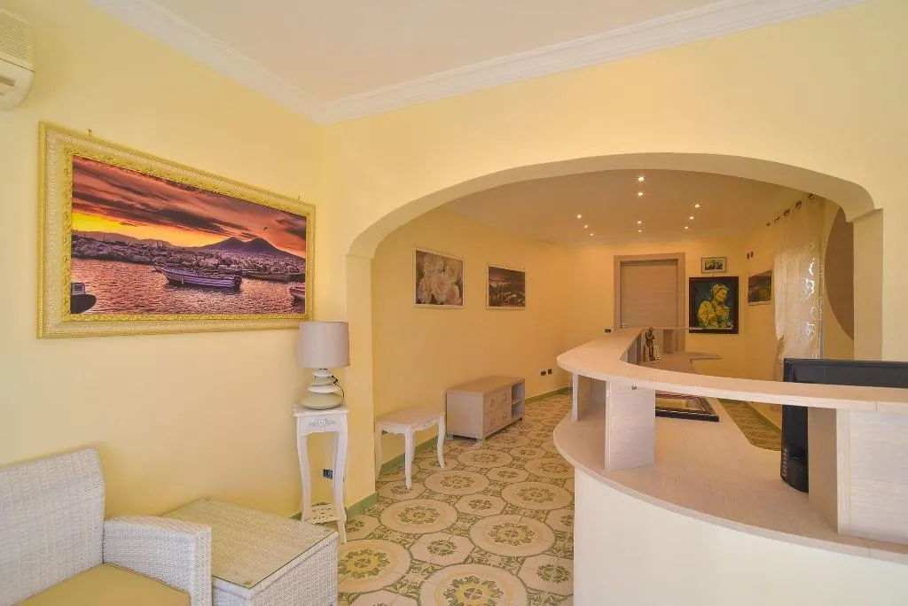 Lobby, Junior Village, Naples