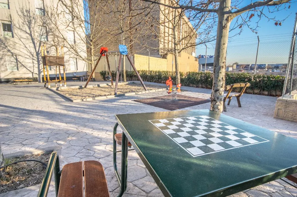 Sports and Entertainment, Hostal Welcome, Madrid