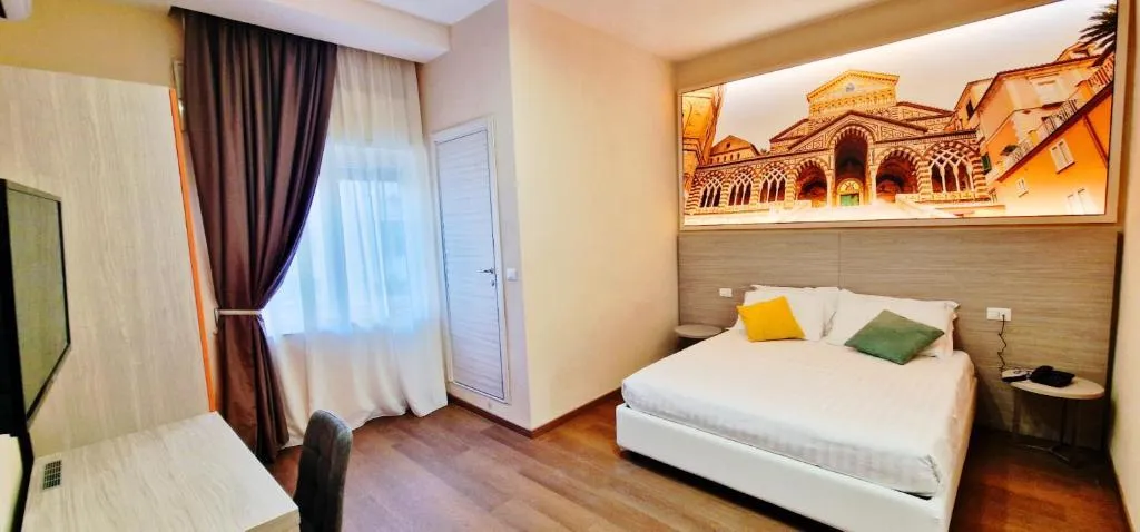 DOUBLE SINGLE USE SUPERIOR Room, The Sun Hotel Boutique, Naples
