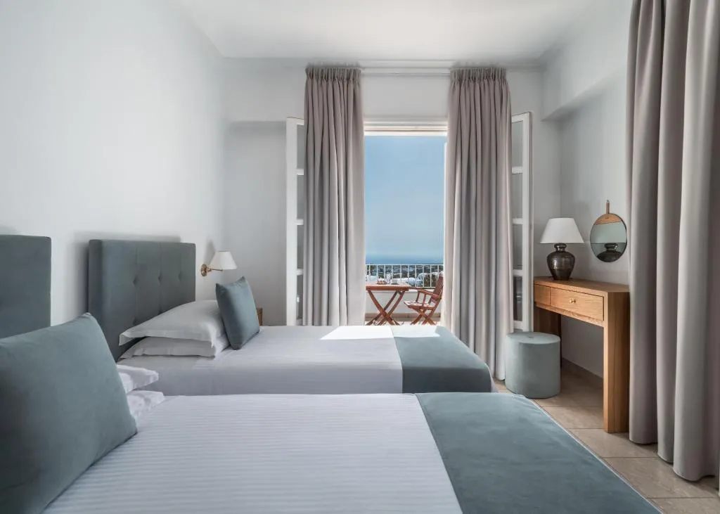Room, Atlantis, Santorini