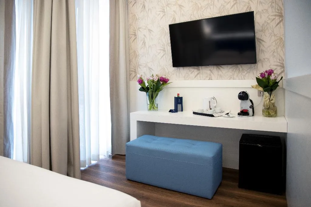 DOUBLE DELUXE Room, Palace Hotel, Naples