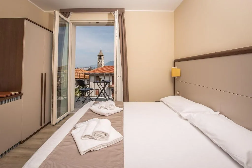 Room, Hotel Rosa, Milan