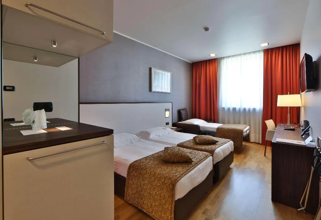 DOUBLE TWO BEDS Room, Best Western Falck Village Hotel, Milan