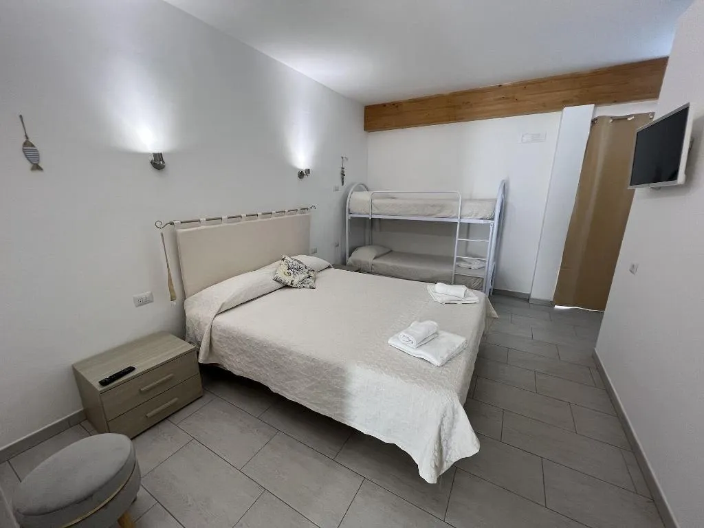 Room, Al Mare Da Francesca, Olbia