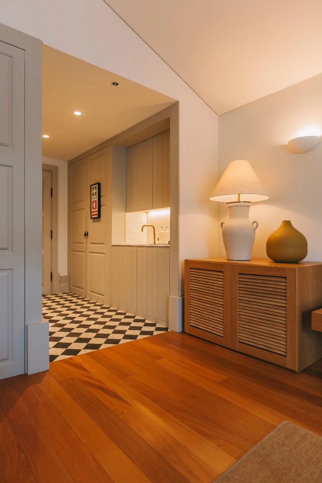 TWIN DELUXE WITH BALCONY Room, Torel Saboaria, Porto
