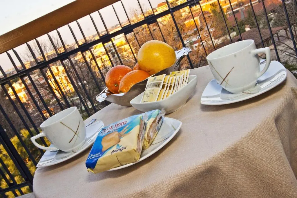Restaurant, B&B Roof Garden Zaccardi, Rome