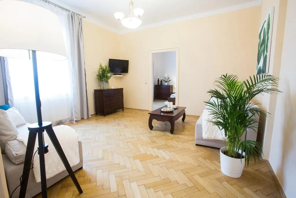 APARTMENT TWO BEDROOMS Room, Apartments Roman, Krakow