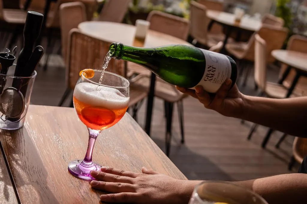 Bar, Arya Stadium Hotel, Barcelona