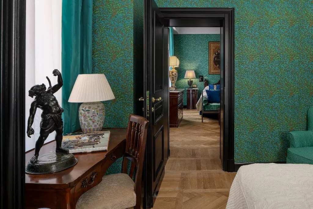 FAMILY ROOM CONNECTING ROOM Room, Hotel d'Inghilterra Roma - Starhotels Collezione, Rome