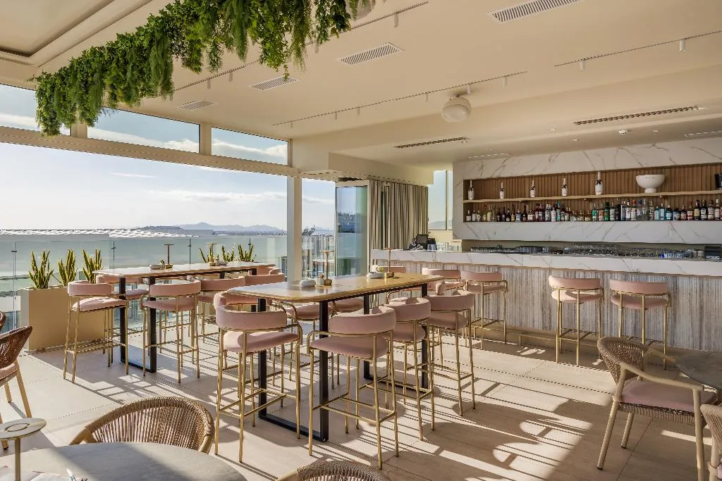 Restaurant, Hilton Garden Inn Athens Syggrou Avenue, Athens