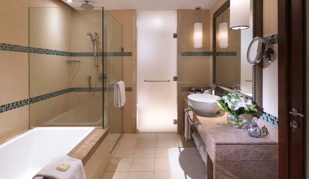 Double or Twin STANDARD Room, Fairmont The Palm, Dubai