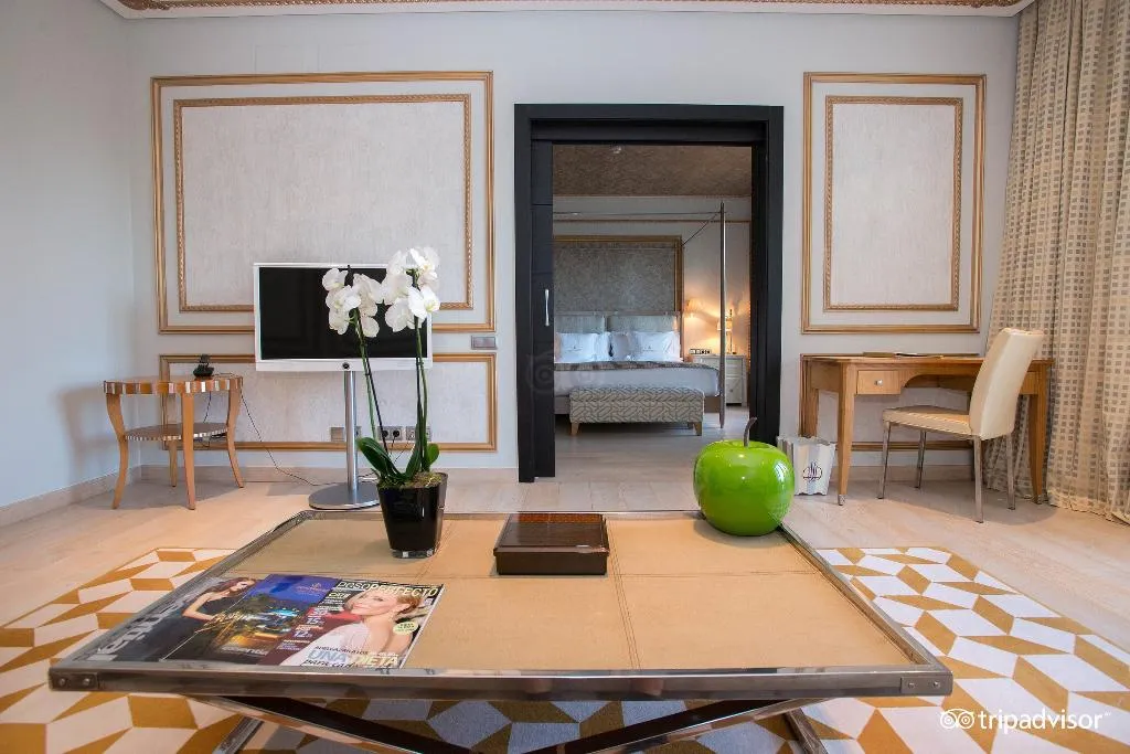 JUNIOR SUITE GARDEN VIEW Room, Las Dunas Grand Luxury Hotel, Costa Del Sol