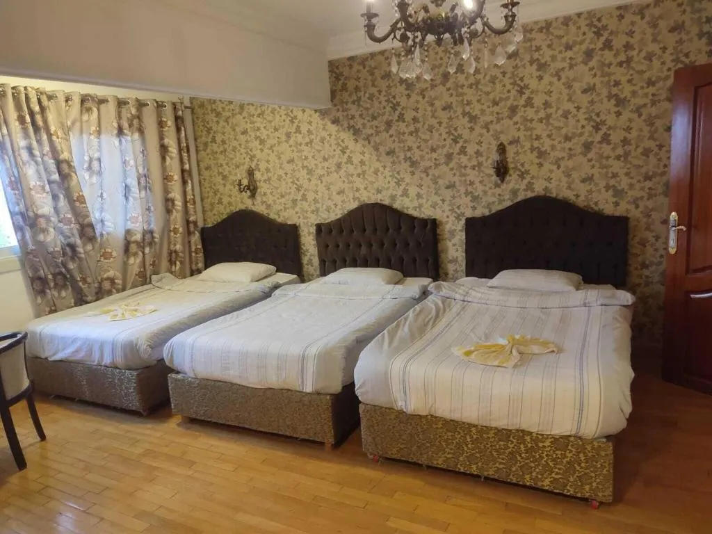 Room, Nile Sky Hotel and Suites, Cairo