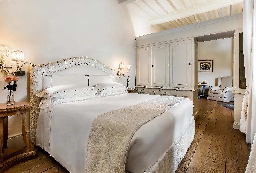 JUNIOR SUITE KING SIZE BED Room, Monastero di Cortona Hotel & Spa, Perugia