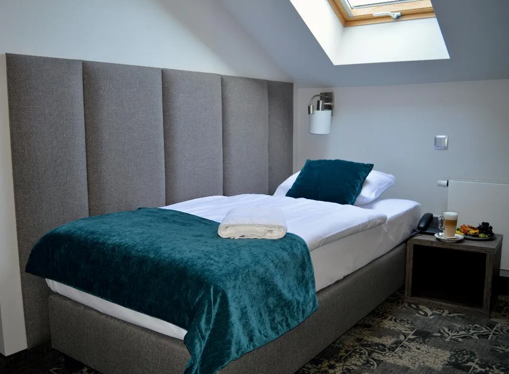 SINGLE ECONOMY Room, Hotel Estera, Krakow