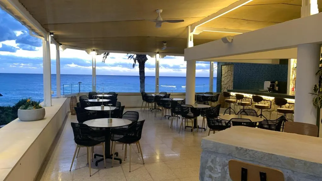 Restaurant, Vrachia Beach Hotel & Suites - Adults Only, Cyprus
