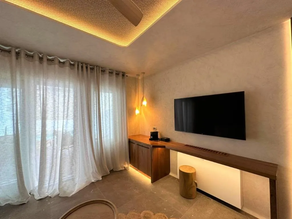 SUITE TWO BEDROOMS Room, Victoria Caves, Santorini