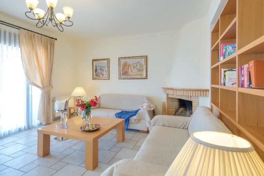 VILLA FOUR BEDROOMS Room, Miramare Resort & Spa, Crete