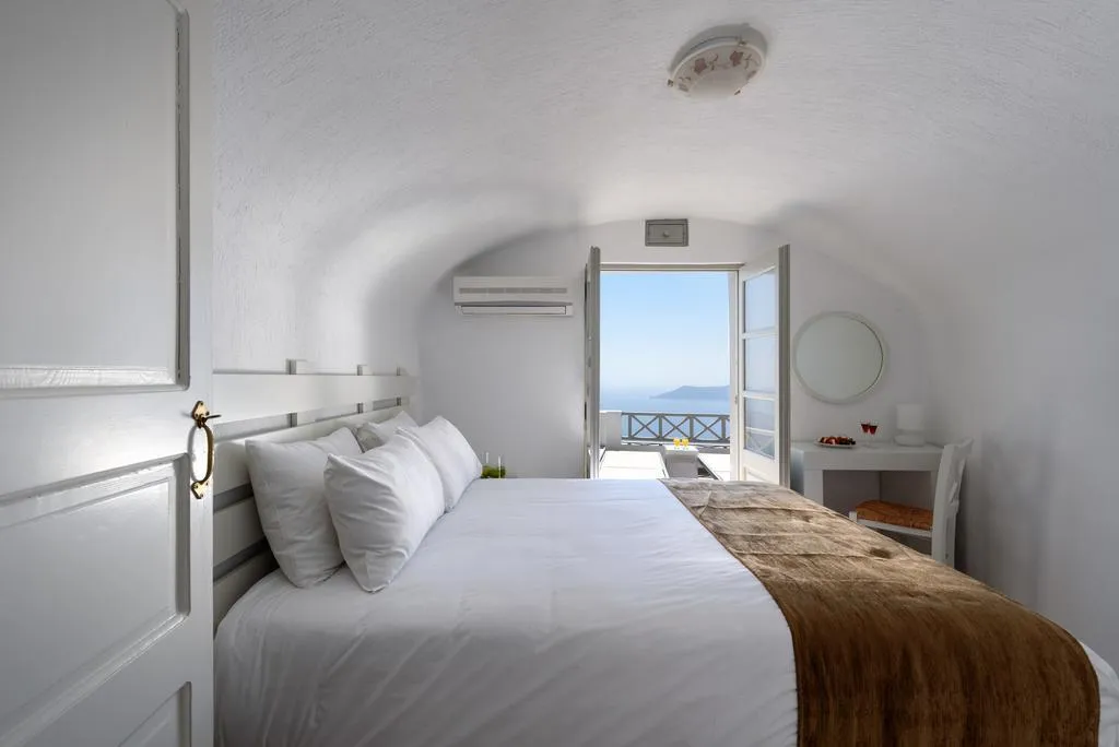 SUITE DELUXE TWO BEDS Room, Vista Mare Suites, Santorini