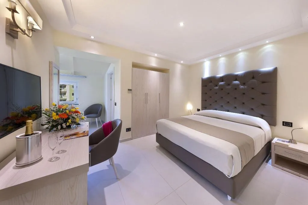 TRIPLE KING BED ONE BEDROOM  Room, Palazzo Tritone, Naples