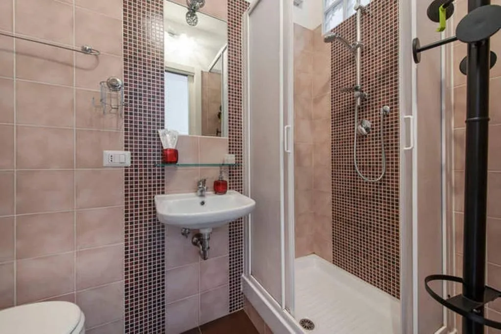 Room, Casa Via Cesena, Naples