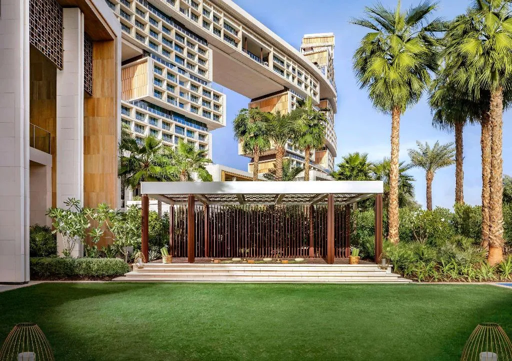 Sports and Entertainment, Atlantis, The Royal, Dubai