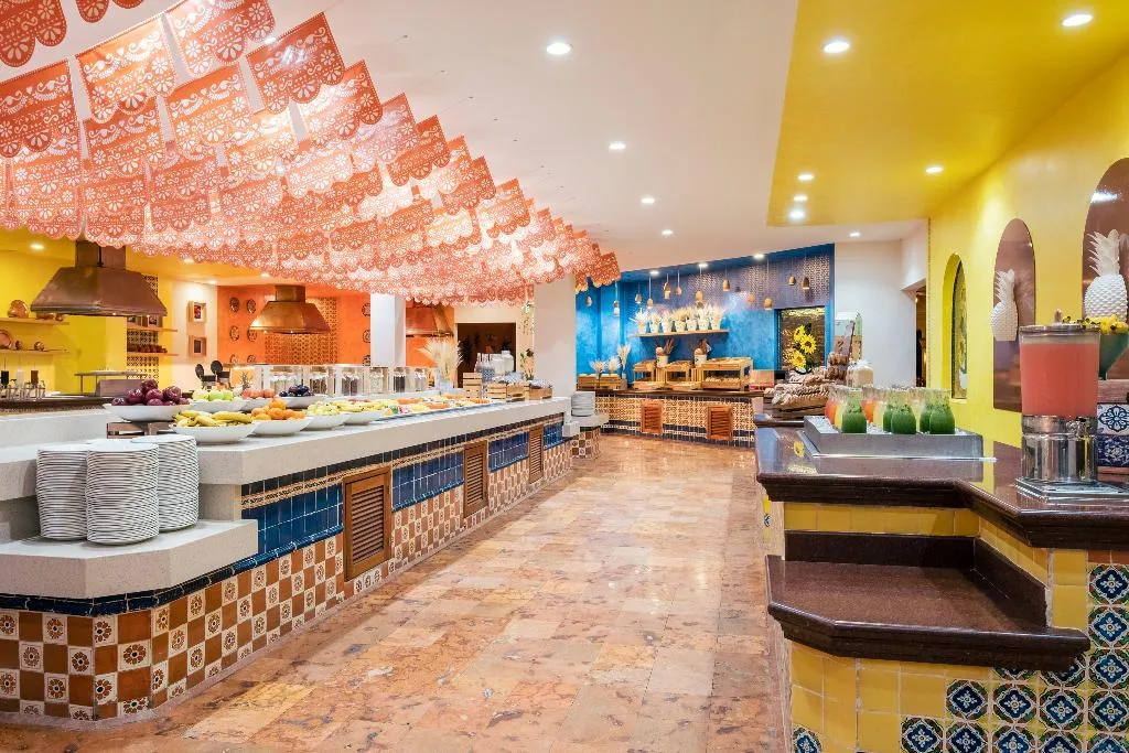 Restaurant, Iberostar Waves Paraiso Beach All Inclusive, Cancun Area