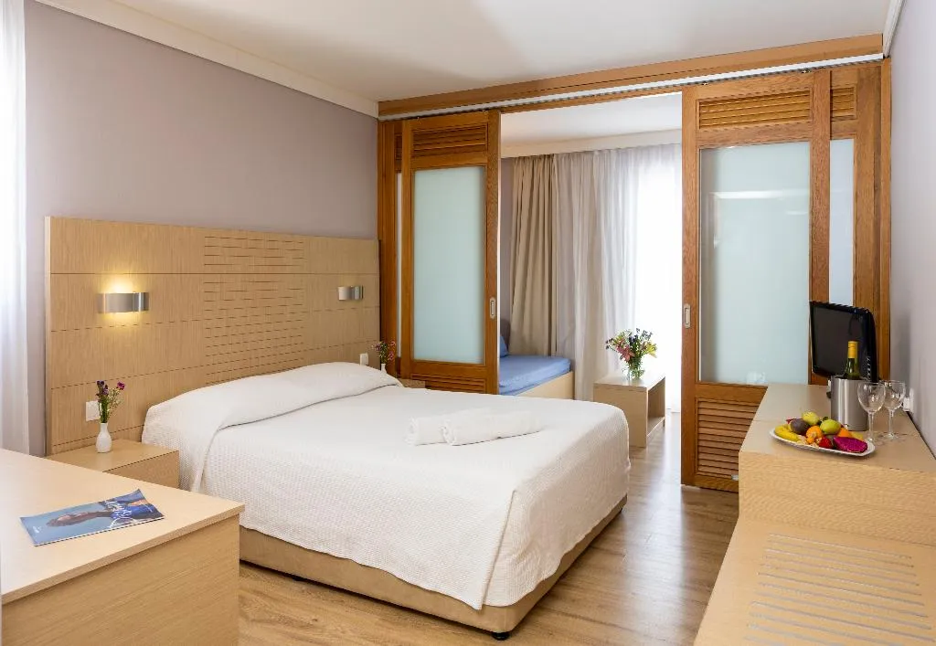 FAMILY ROOM STANDARD Room, Louis Ledra Beach, Cyprus