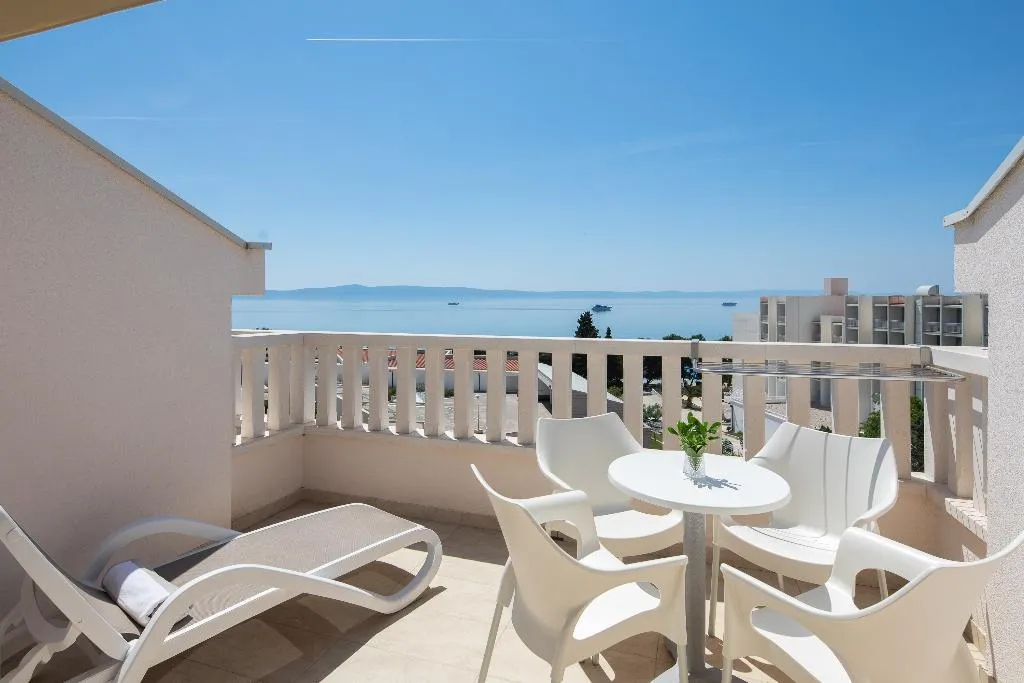 APARTMENT SEA VIEW Room, Aparthotel Flora, Split