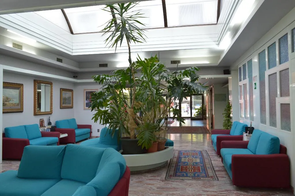 Lobby, Alexander, Venice