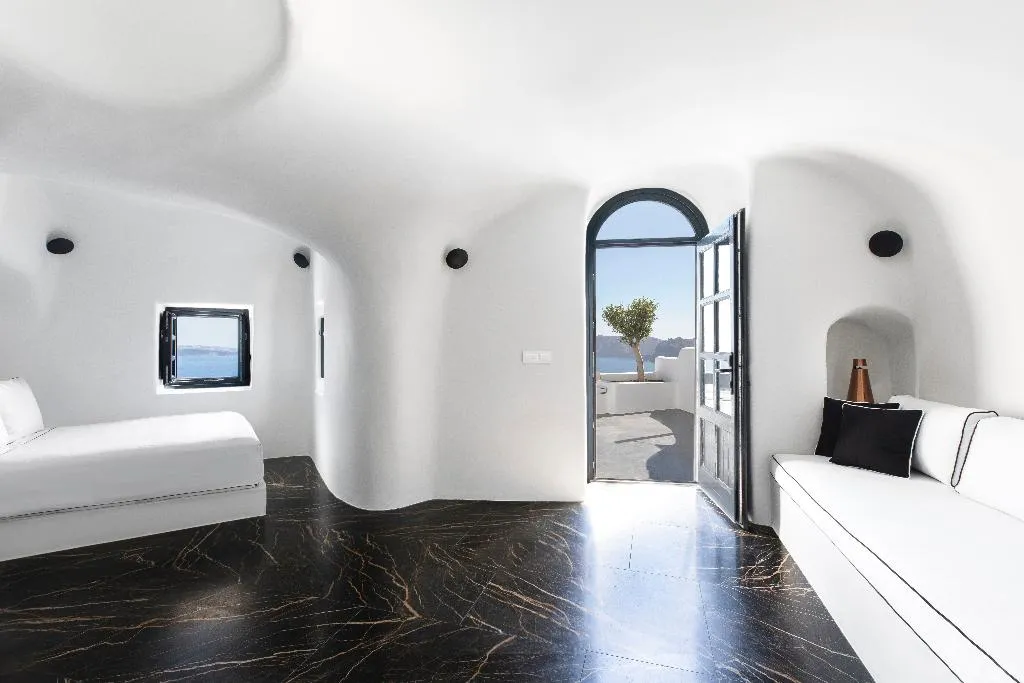 SUITE HONEYMOON Room, Abyss Santorini, Santorini