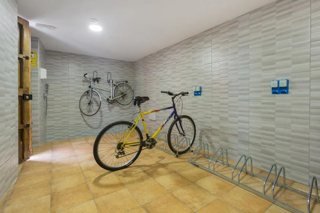 Sports and Entertainment, Art boutique La Casona de las Flores, Costa Blanca