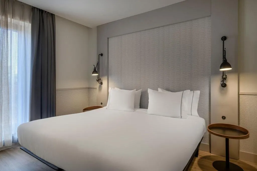 Room, AC Madrid Los Vascos, Madrid