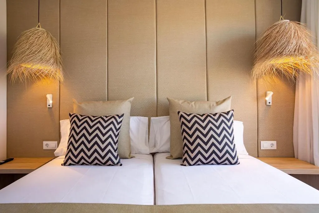 APARTMENT TWO BEDROOMS Room, Migjorn Ibiza Suites And Spa, Ibiza
