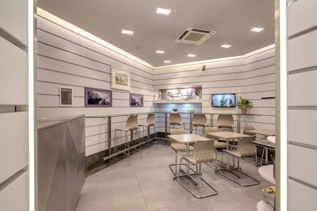 Bar, Hotel Rio, Milan