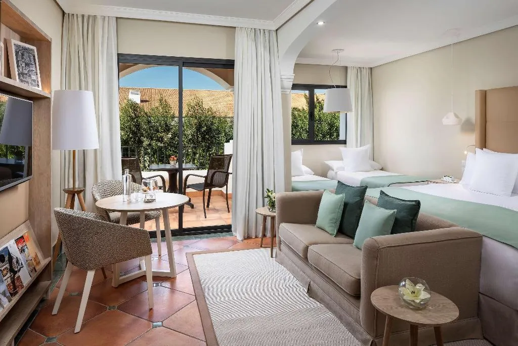 FAMILY ROOM PREMIUM Room, Palacio de Sancti Petri Gran Melia, Costa De La Luz