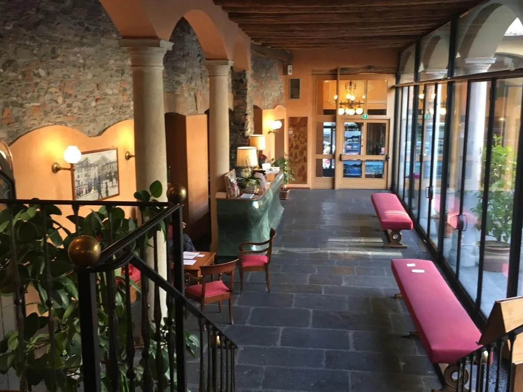 Lobby, Le Due Corti, Milan