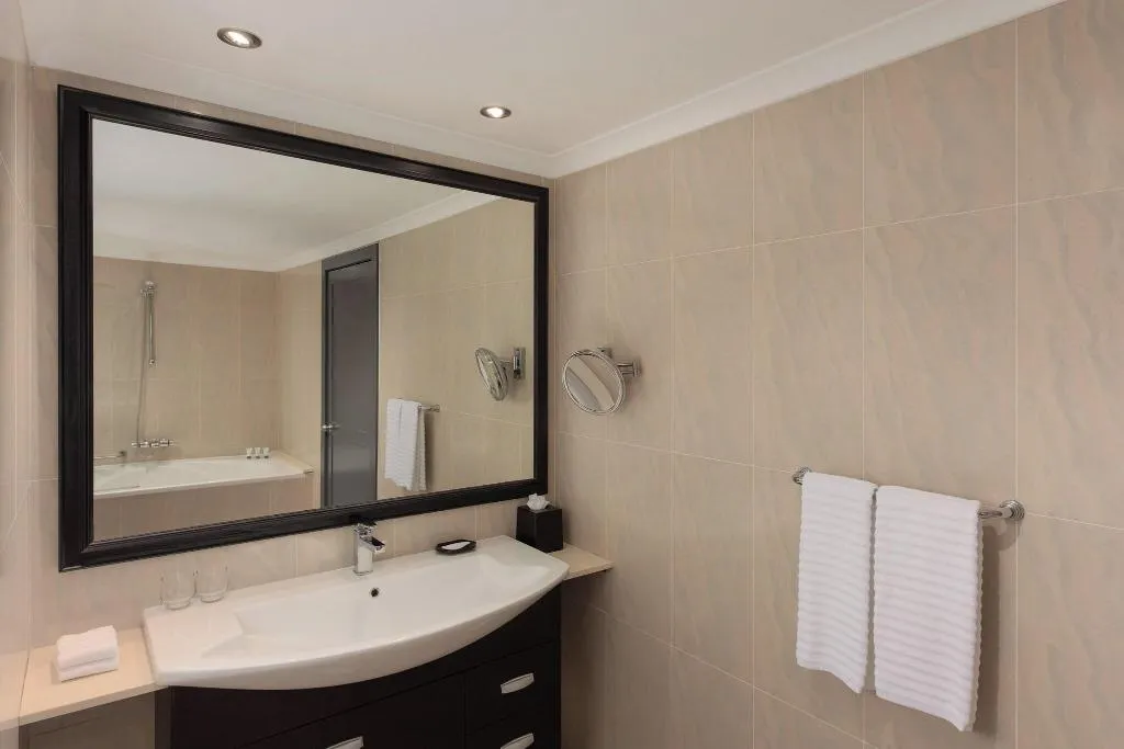 Room, Westin Dragonara Resort, Malta